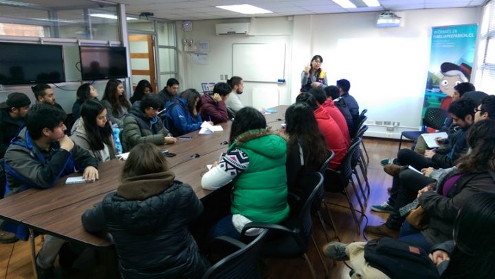 Visita de Estudiantes a la ONEMI